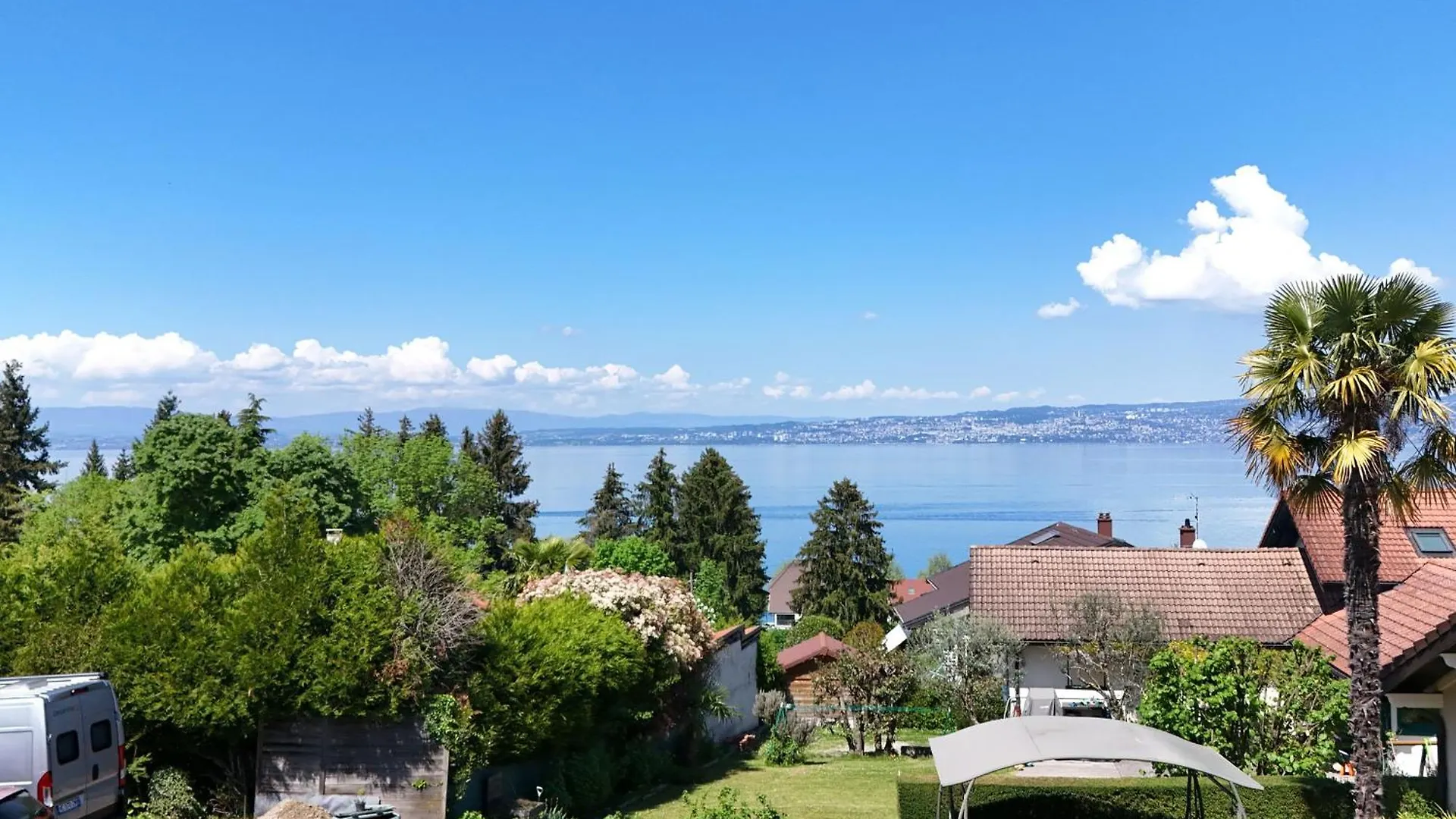 Holiday home Charmante Maison A Evian Avec Terrasse Et Parking - Fr-1-498-113